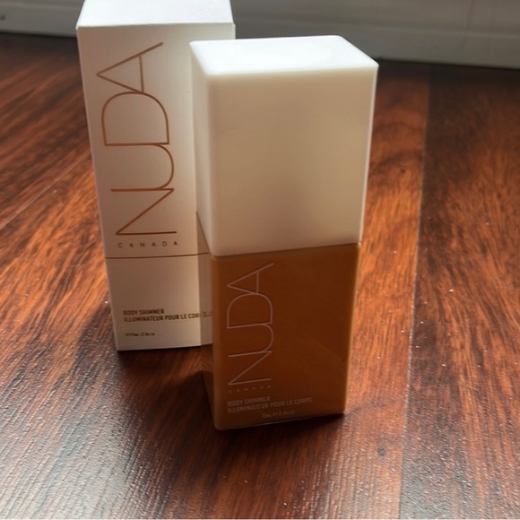 Nuda Canada Body Shimmer - Picture 1 of 3